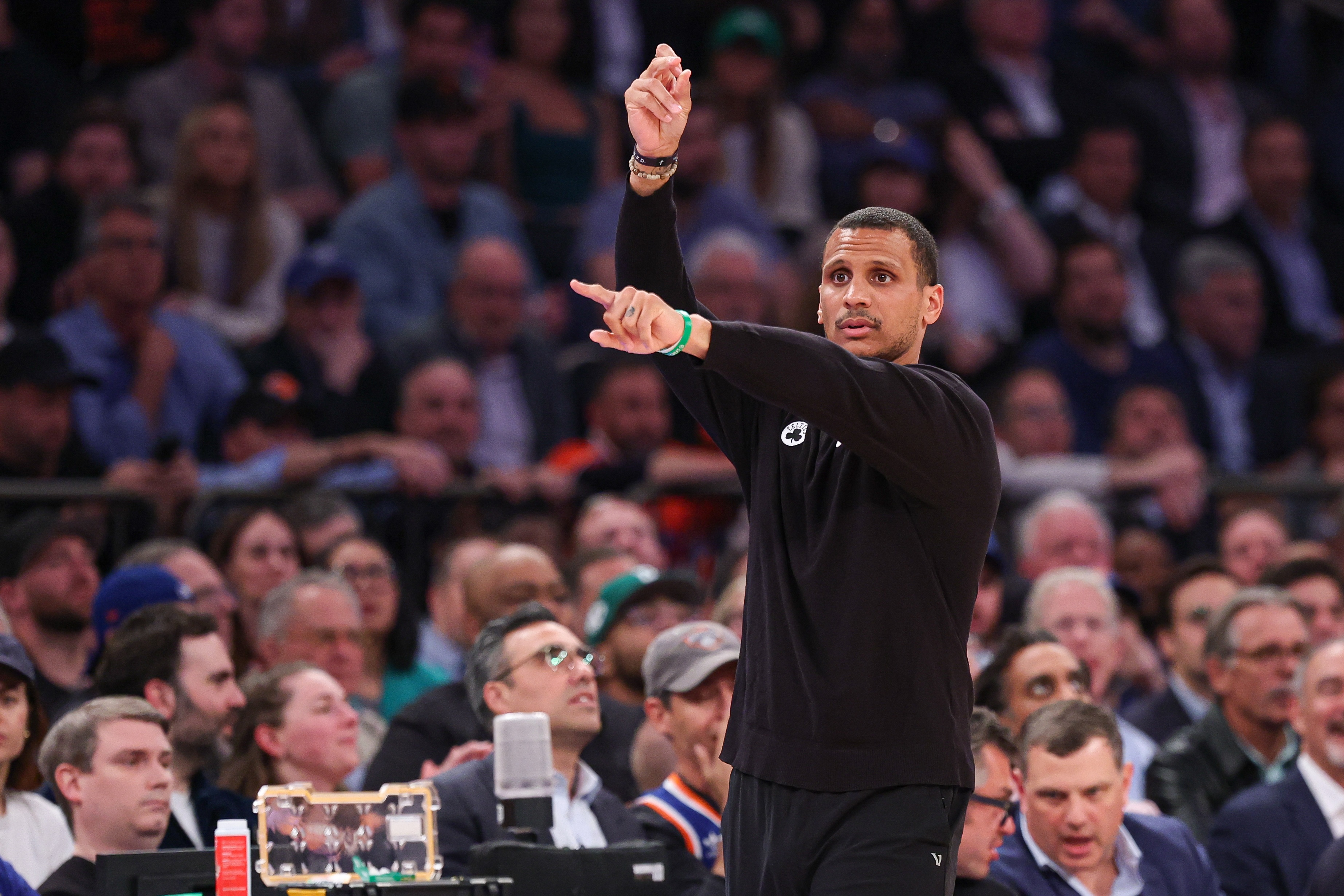 开云官网-马祖拉:战绩体现的是我们球队 都是队员们的功劳 与我个人无关